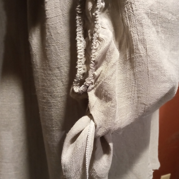 Top - Picture 6 of 14